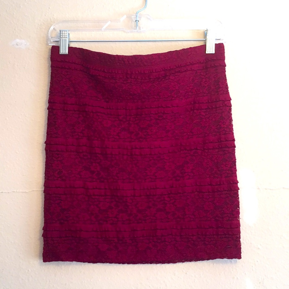 Burgundy lace skirt size Large